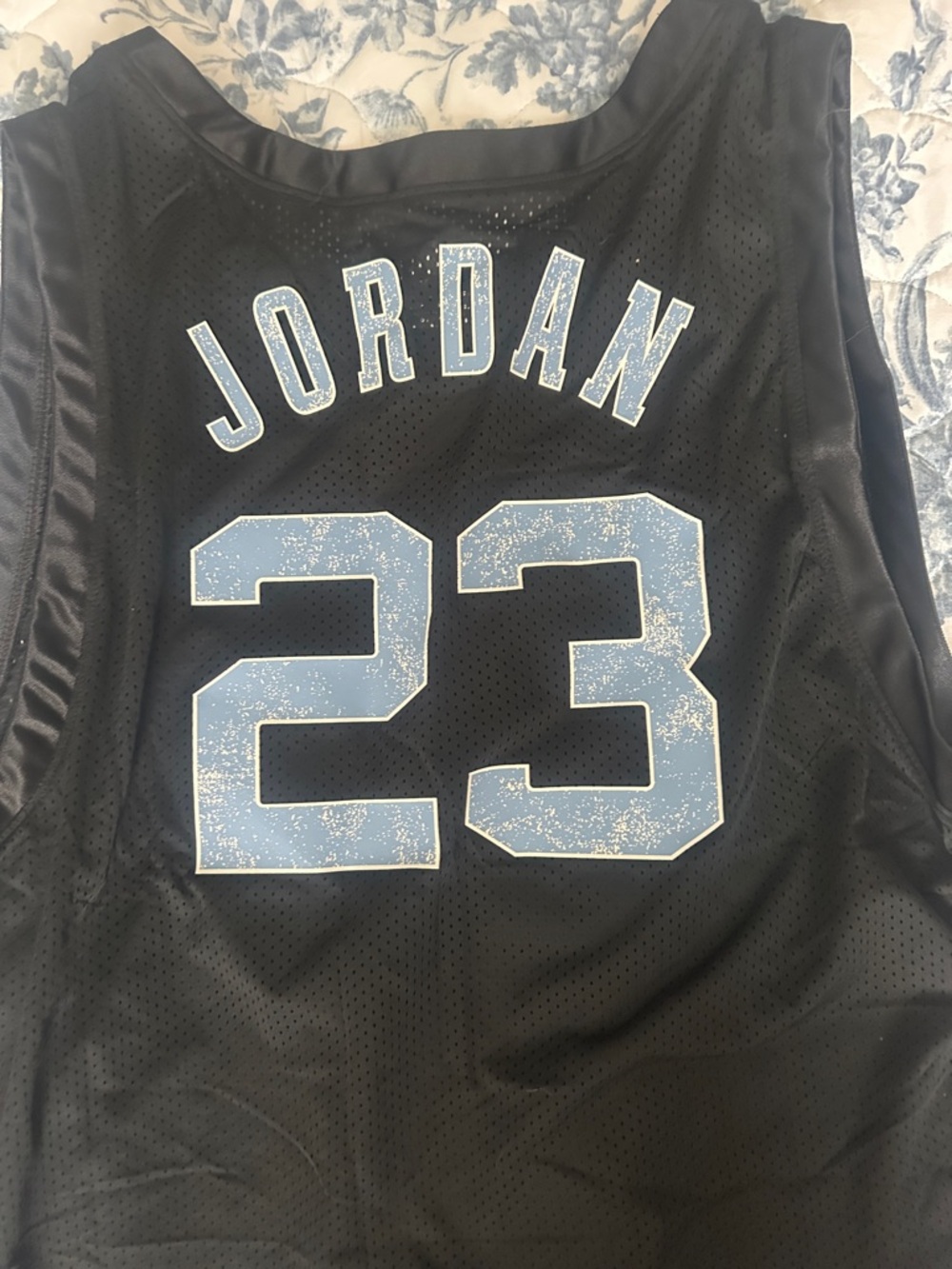 Air Jordan Black Mesh Jersey Chicago bulls and  North Carolina 23 - Picture 5 of 6